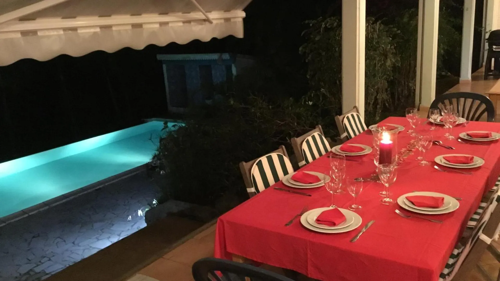 Σπίτι διακοπών Villa Les Tililis - Belle Villa De 300 M2 Situee Au Calme Avec Grande Piscine Et Vue Montagne Petit-Bourg